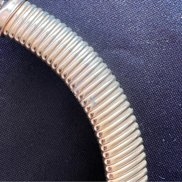 Vintage Napier Gold Tone Runway Choker Necklace Stretchy Gas Hose Style - Picture 5 of 9